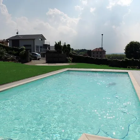 Bed & Breakfast A Casa Lombardo Crosio Della Valle