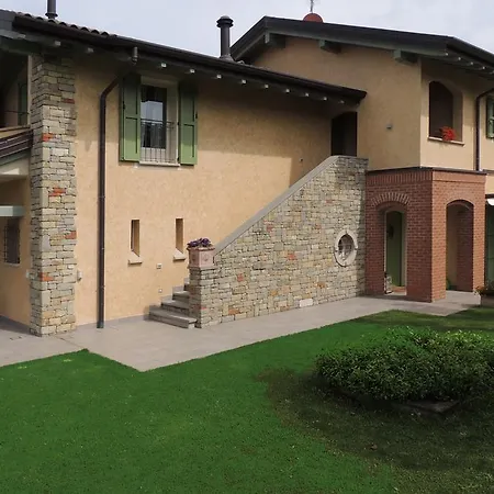 A Casa Lombardo * Crosio Della Valle