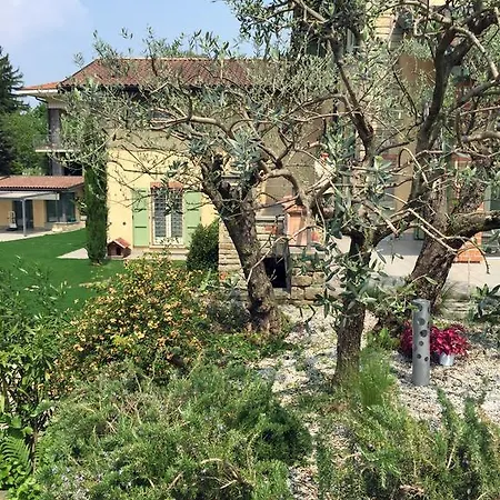 Bed & Breakfast A Casa Lombardo Crosio Della Valle
