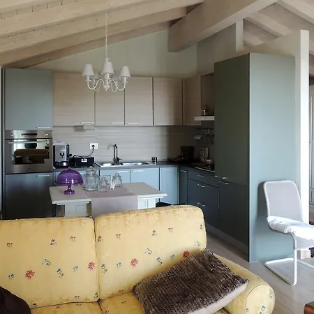 A Casa Lombardo Nocleg ze śniadaniem Crosio Della Valle
