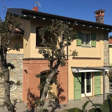 Nocleg ze śniadaniem A Casa Lombardo Crosio Della Valle